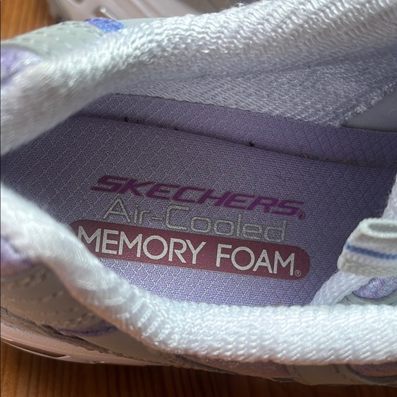Skechers Gray and White Chunky Athletic Shoes - Picture 3 of 14